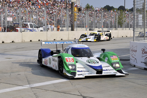 Dyson Racing Teams Battle for Lead