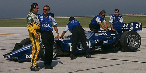 Dario Franchitti's Crew Retrieves Car