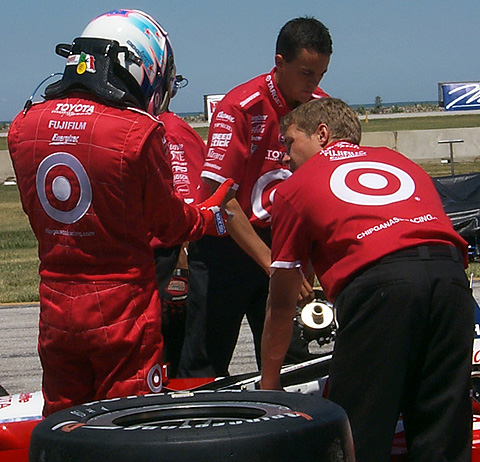 Scott Dixon Getting Ready