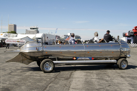 Chrome Hotdog Shaped Transporter