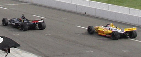 Cristiano da Matta beats Jimmy Vasser Out of Pits