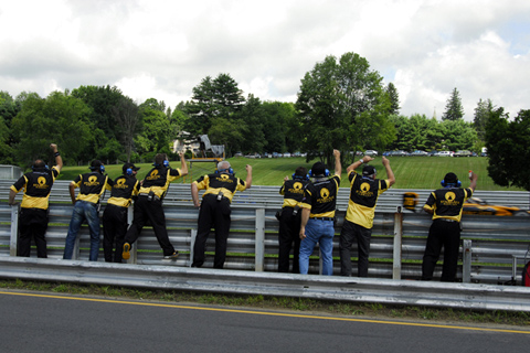 Simona De Silvestro's Crew Celebrates Win