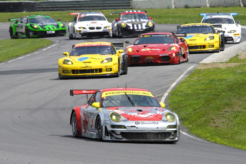 Pack of Eight GT Cars Through the Esses