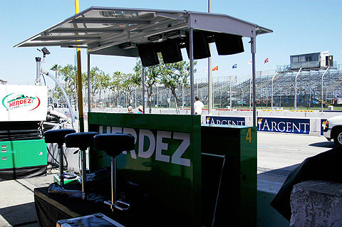 Herdez Pit Stand Setup