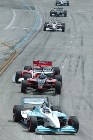 Justin Wilson Locks Up Brakes