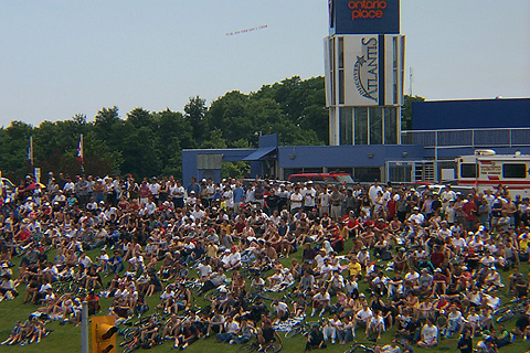 Crowd Seeing Race For Free