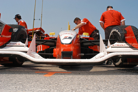 Oriol Servia in Action