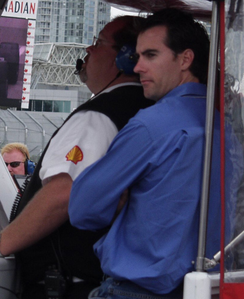 Bryan Herta In Rahal Pits